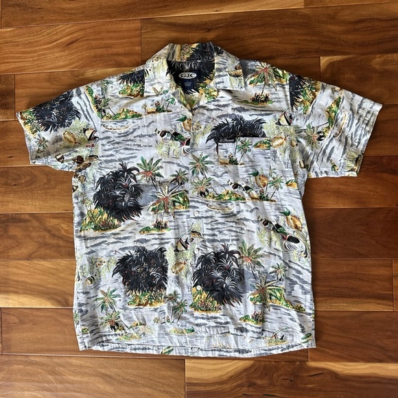GJC Other - GJC St. Thomas Tropical Print Button Down Shirt size Large